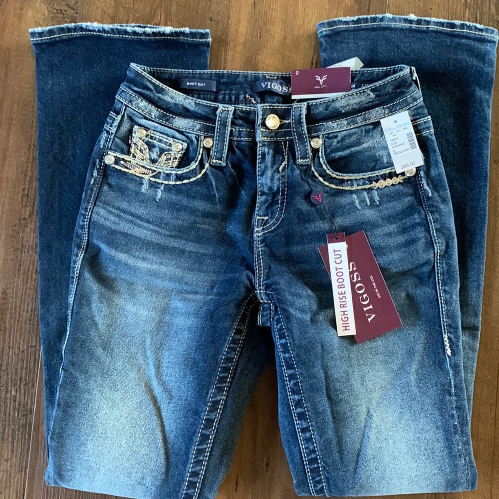 NWT VIGOSS bootcut jeans!!
